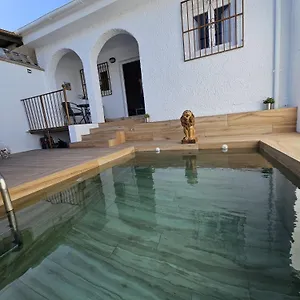 El Leon Сasa de vacaciones