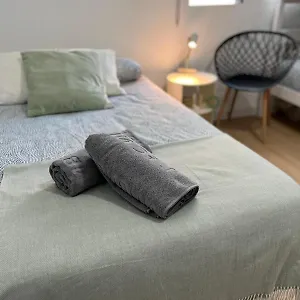 https://apt-centro-historico-parking-gratis-l-8.hotelsinnerja.org